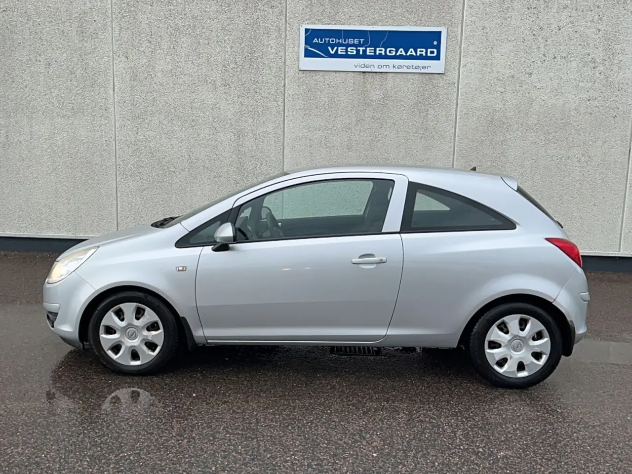 Billede 1 - Opel Corsa 1,2 Twinport Cosmo 80HK 3d