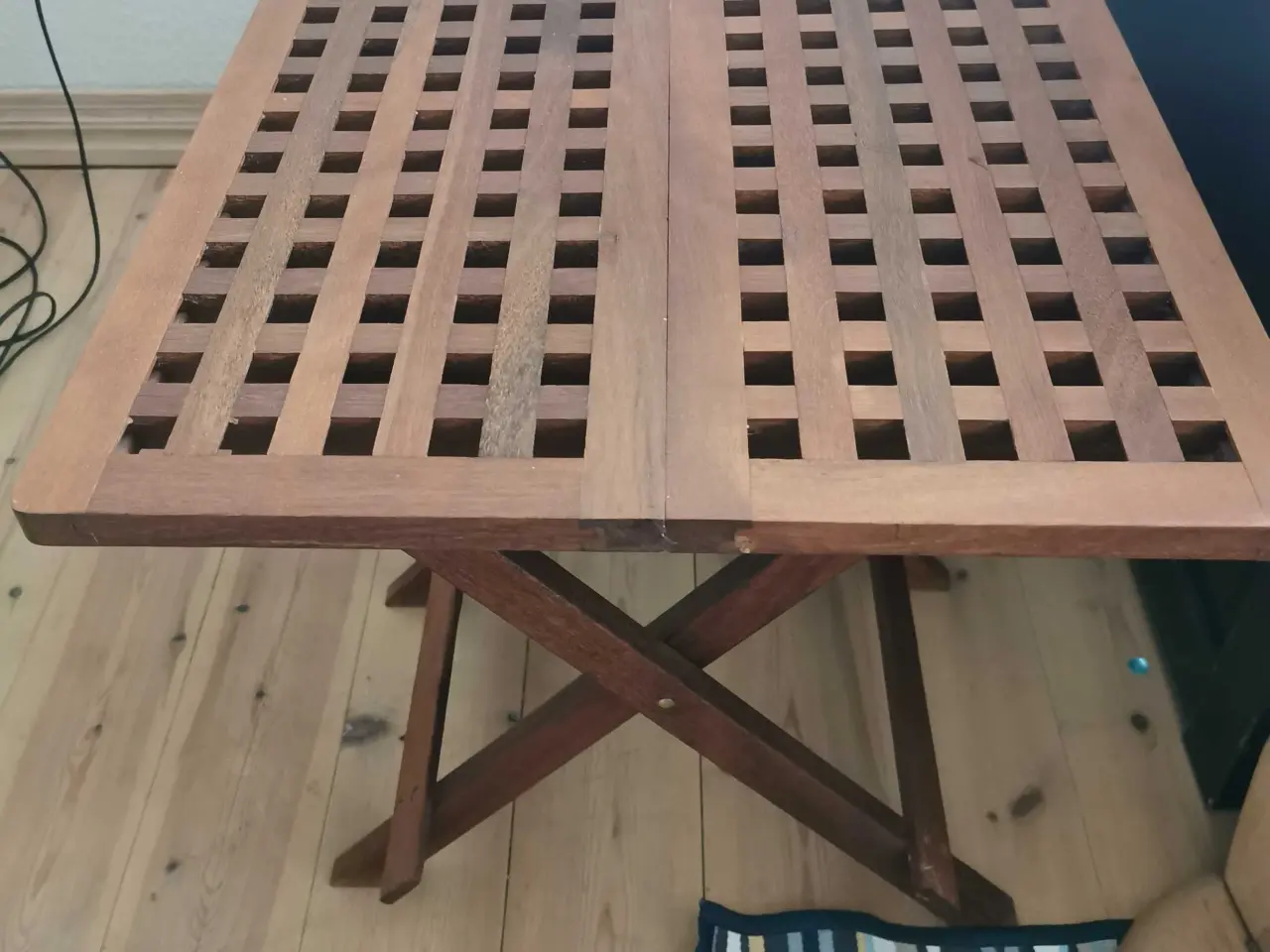 Billede 2 - Ristklapborde / sidebord 