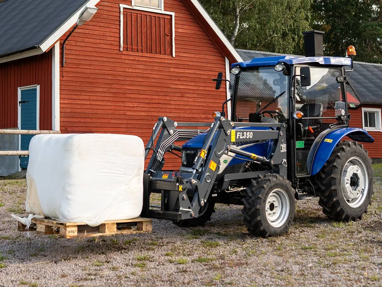Billede 6 - Traktor Lovol 25 hk med frontlæsser, Stage V