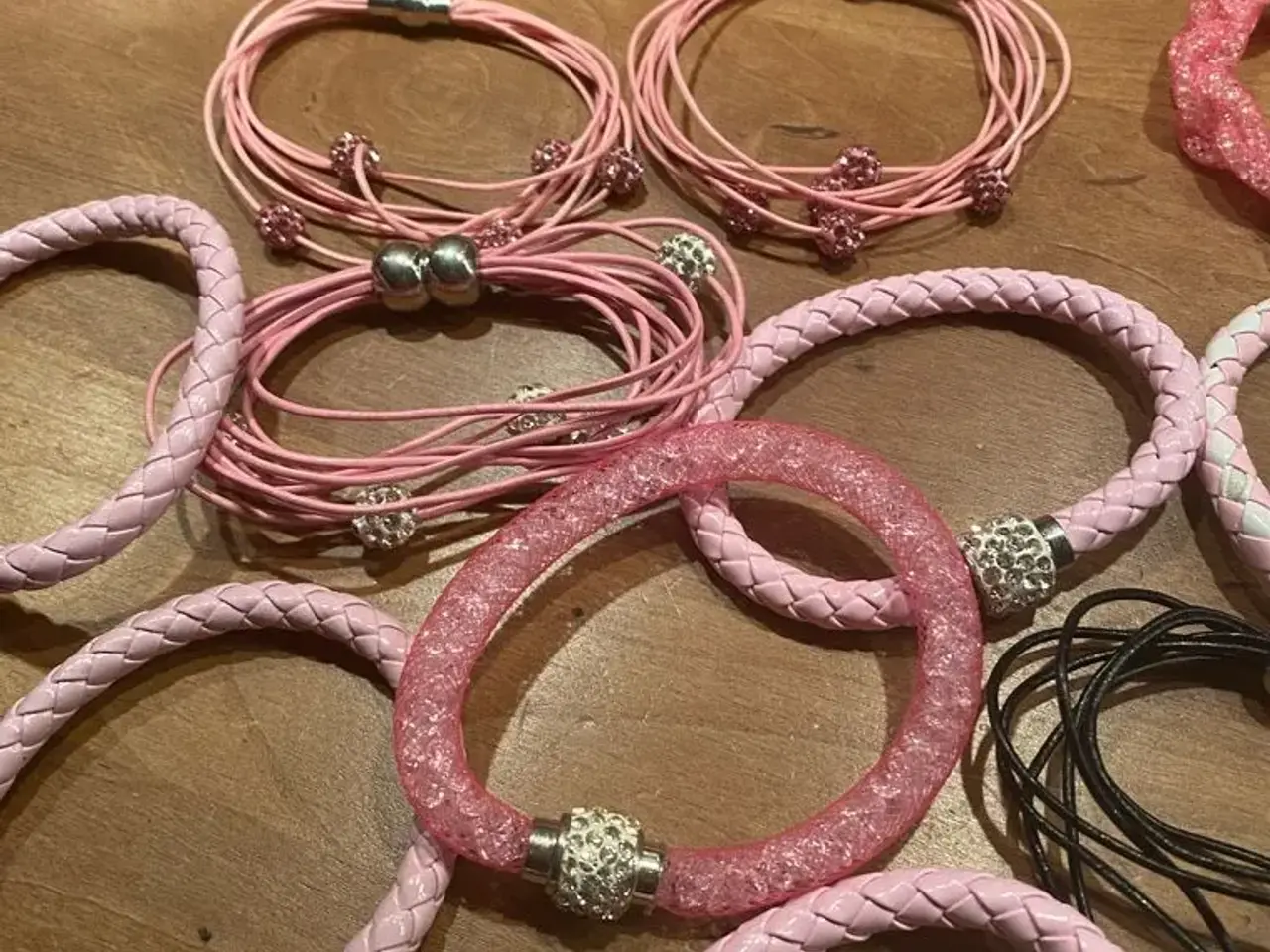 Billede 9 - Flotte armbånd