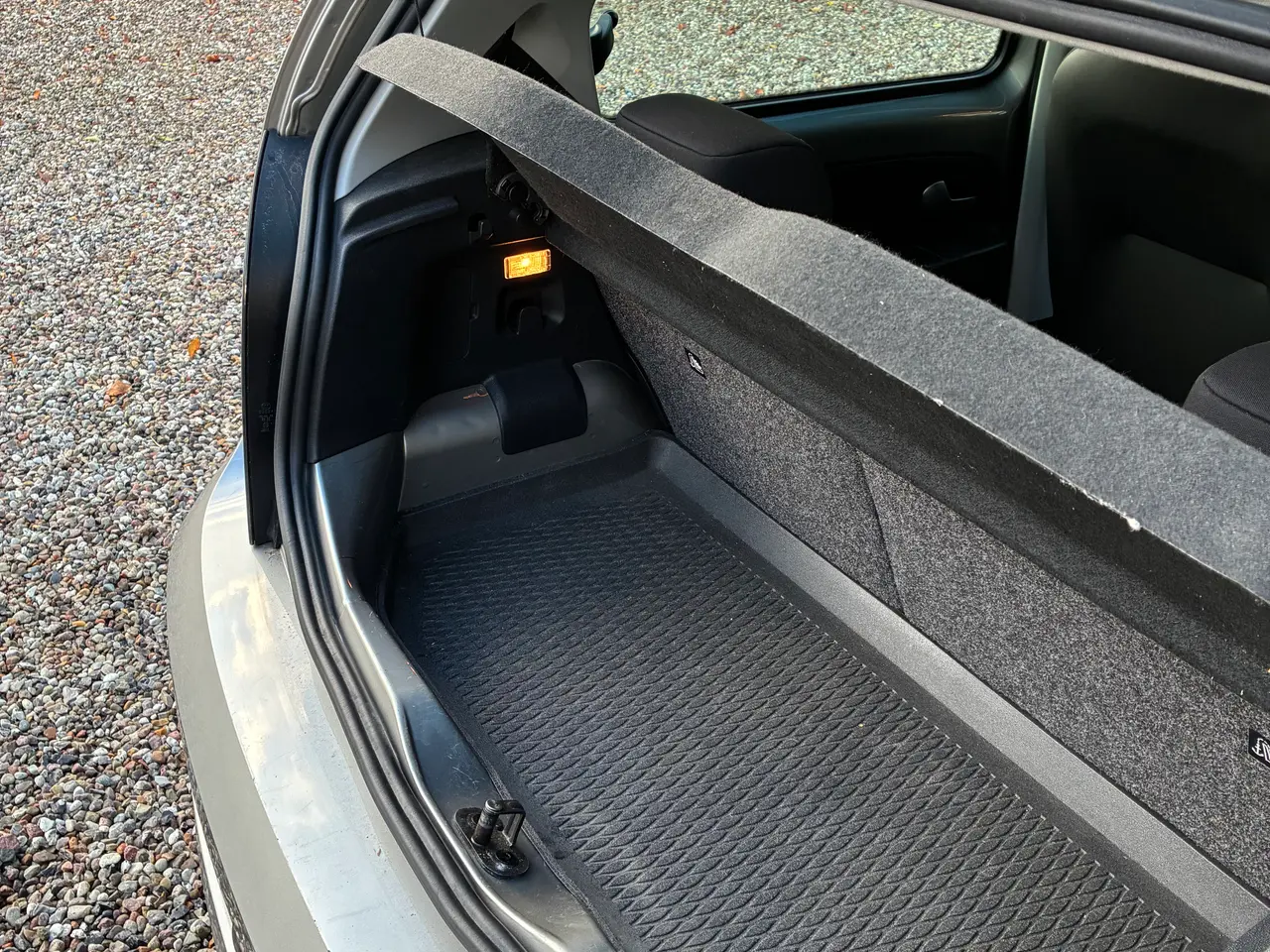 Billede 11 - VW move up! til salg - nysynet 