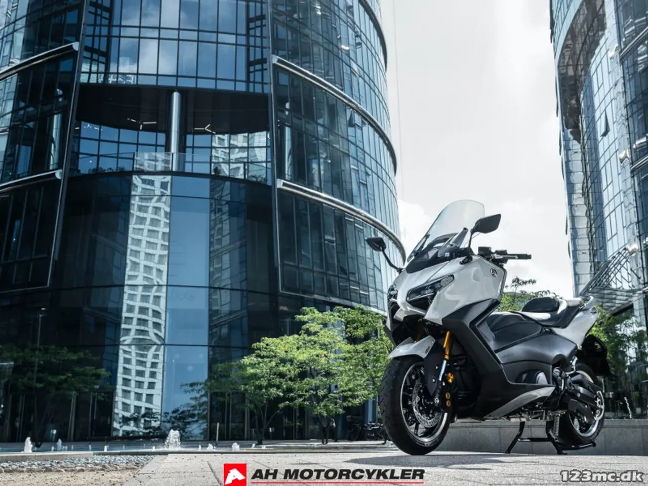Billede 7 - Yamaha T-Max 560 Tech Max Crystal Graphite