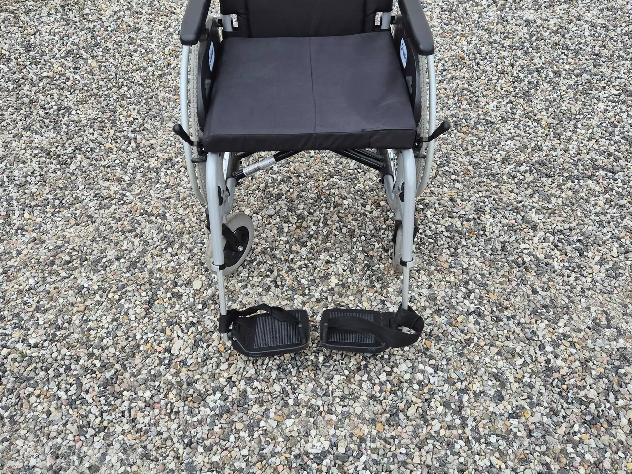 Billede 3 - Køre stol  Aluminium 