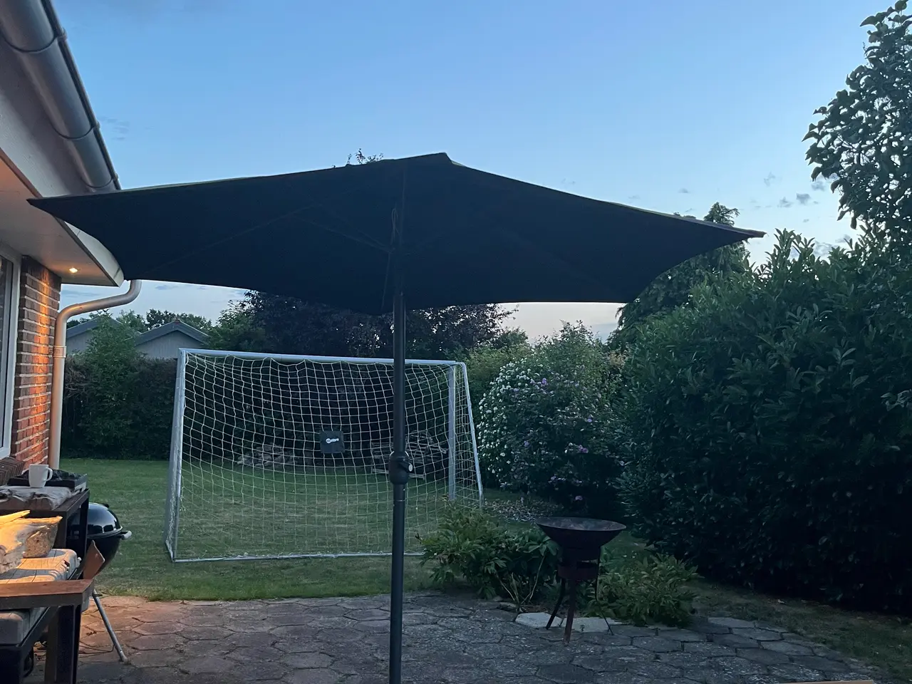 Billede 3 - Parasol med fod
