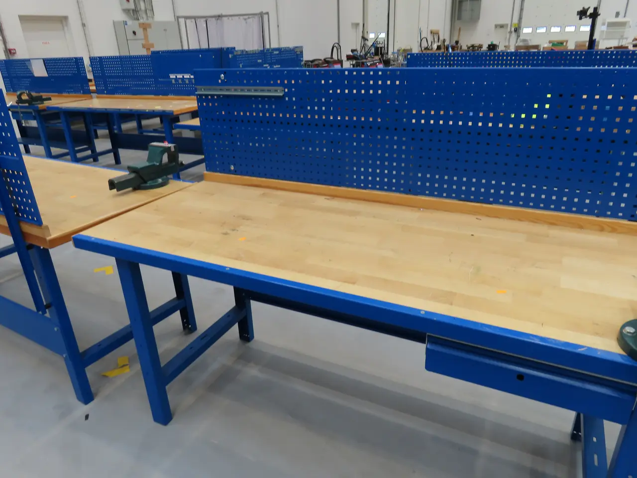 Billede 2 - Arbejdsbord med skruestik RIDGID Junior 140