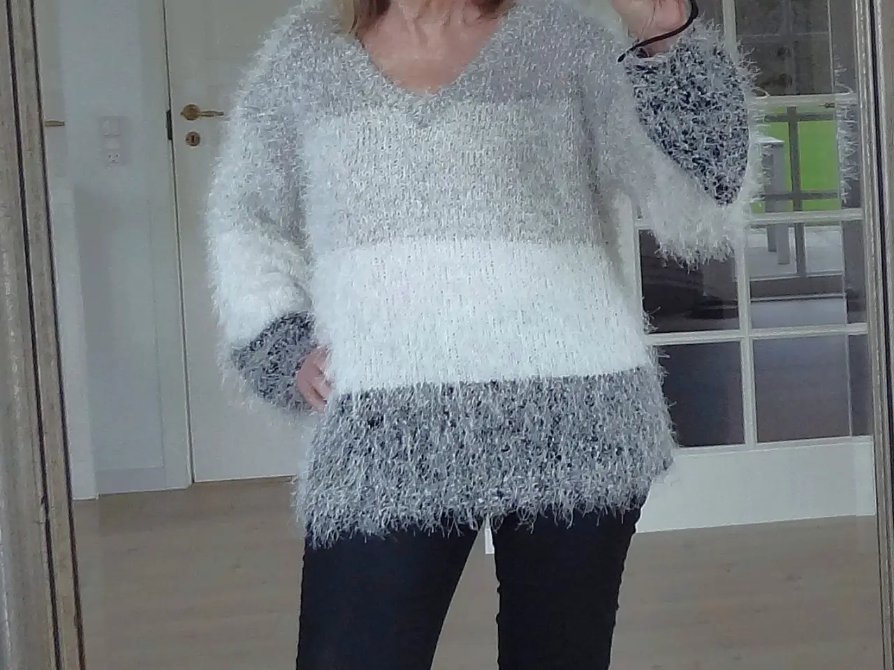 Billede 5 - Sweater, Bluse, Str. 36