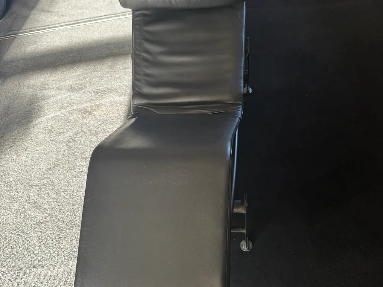 Billede 1 - Cassina LC4 chaiselong stol