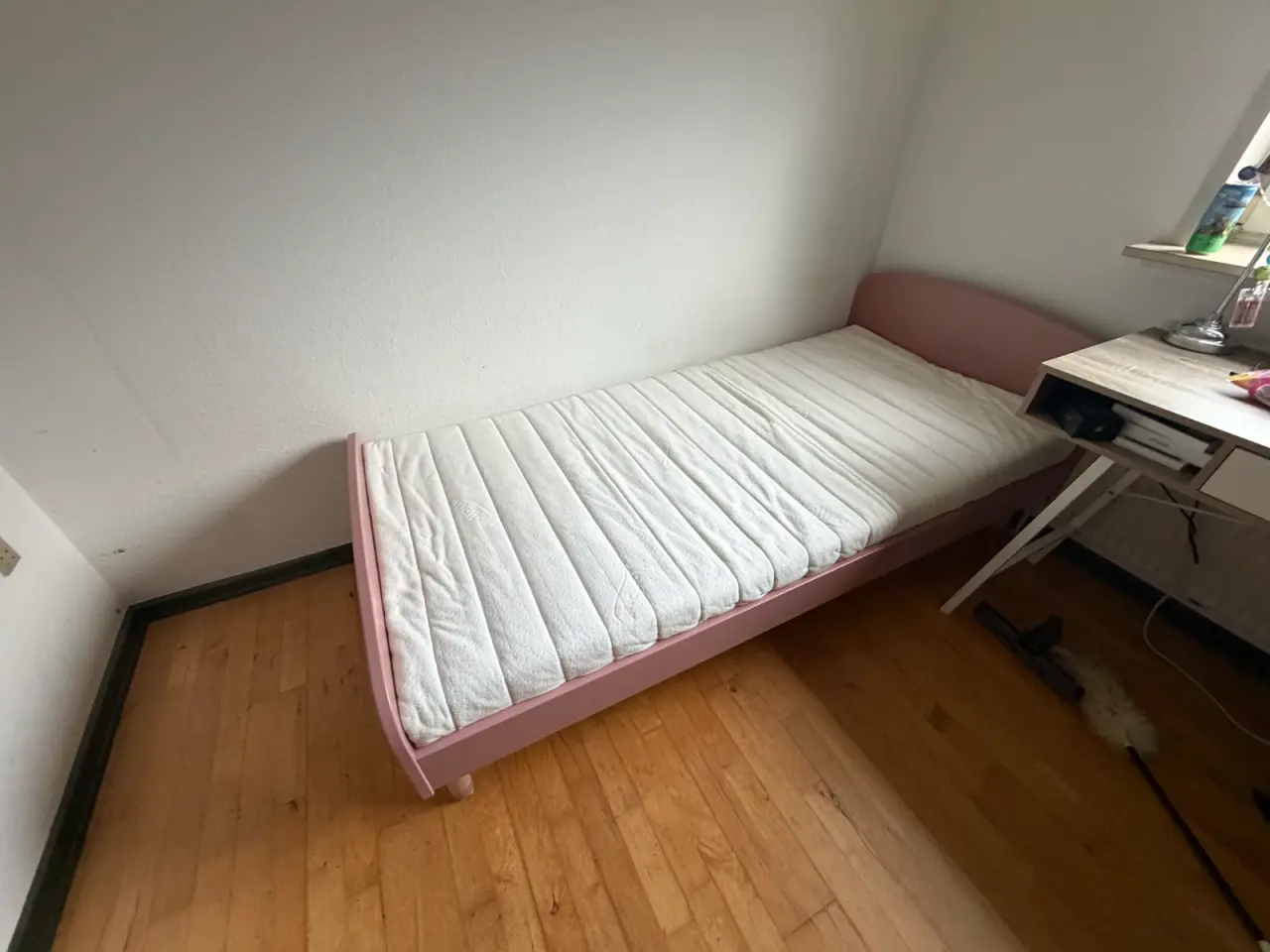 Billede 1 - Flexa Play seng i lyserød  + boxmadras & topmadras