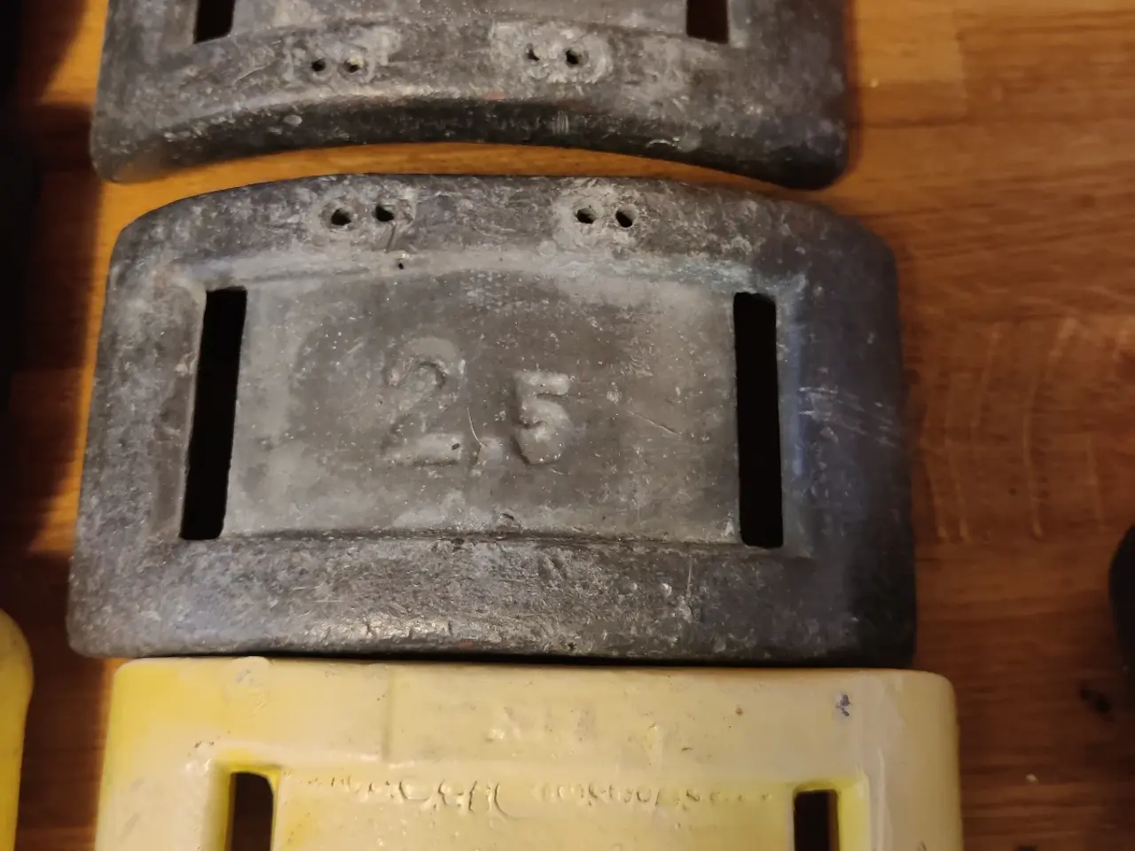 Billede 2 - Blylodder til dykning sælges – 40 kr./kg