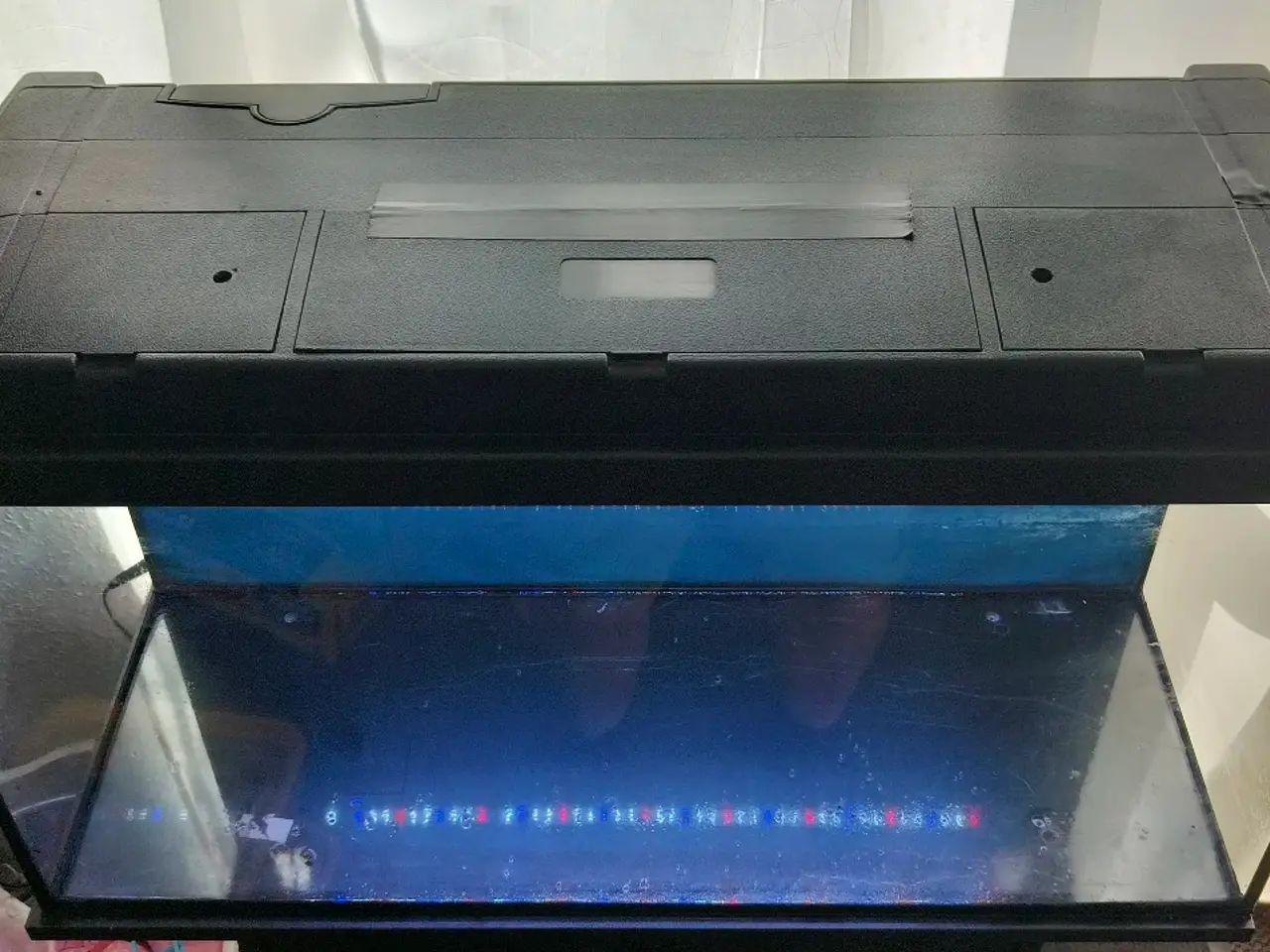 Billede 2 - 96 liters akvarie med bord 