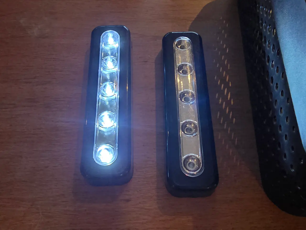 Billede 2 - 5 led tryk lampe på batteri