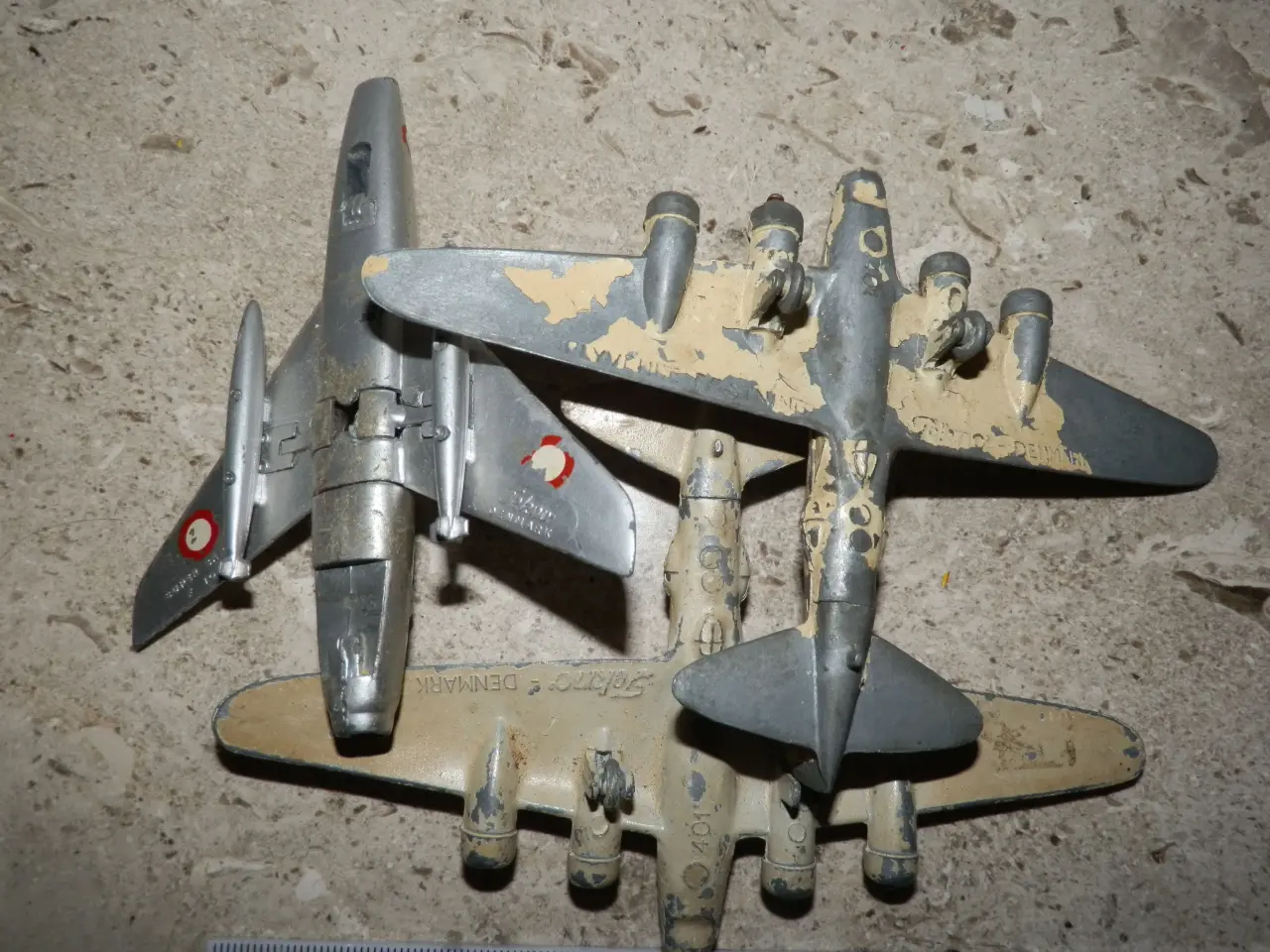 Billede 8 - Tre Tekno Danmark fly, B17 og Subre Sabre F100