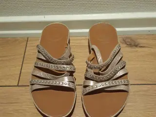 Fine damesandaler, FITFLOP, skind, str. 37. 
