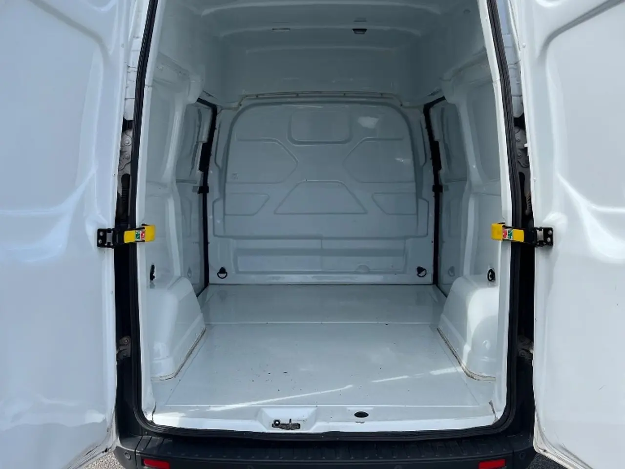 Billede 3 - Ford Transit Custom 2.0 TDCi (105 HK) 270 L1 Van Forhjulstræk Manuel