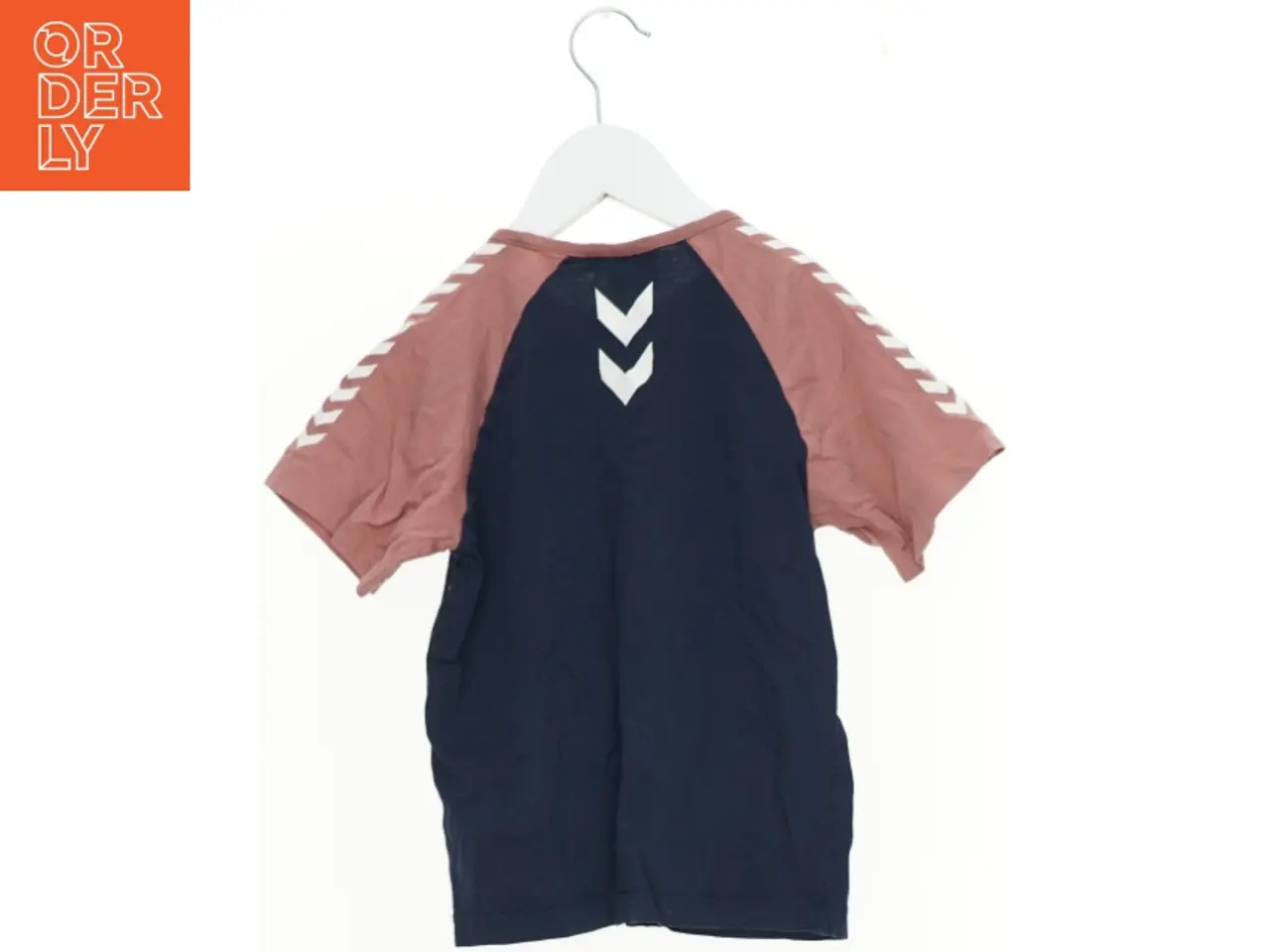 Billede 2 - T-Shirt fra Hummel (str. 122 cm)