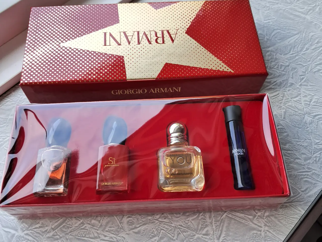 Billede 2 - ARMANI - Parfume sæt af mini-dufte