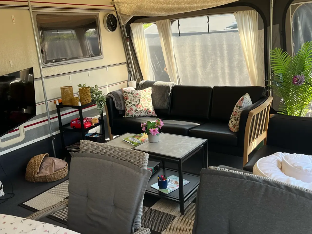 Billede 10 - Fastligger campingvogn Sandersvig