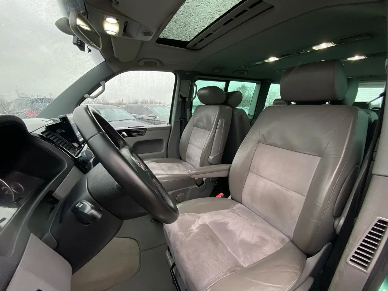 Billede 8 - VW Multivan 2,5 TDI Comfortline 174HK Aut.