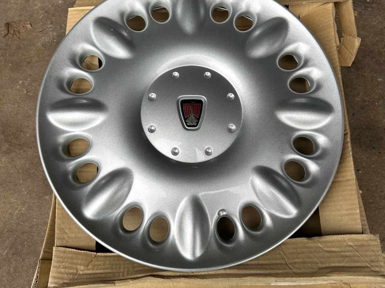 Billede 2 - Rover Navkapsler