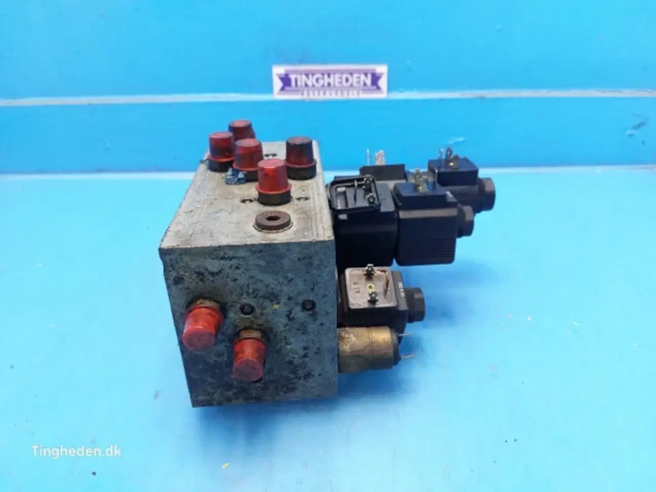 Billede 10 - New Holland FX375 Hydraulikventil 84037241