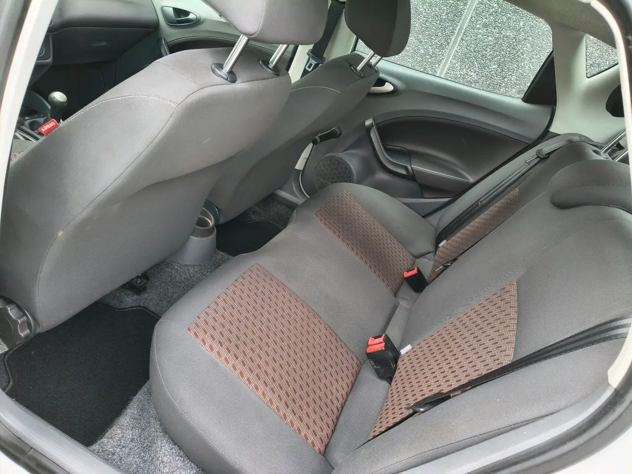 Billede 4 - Seat Ibiza 1,4 16V Reference 85HK 5d