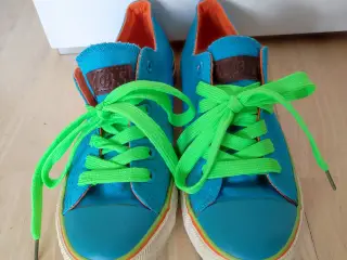 MBS sneakers str.37