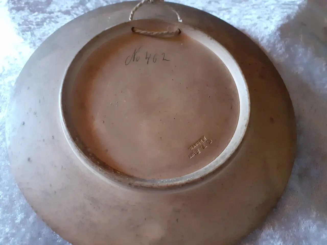 Billede 3 - Platte, malet på ler, fra slut 1800 tallet