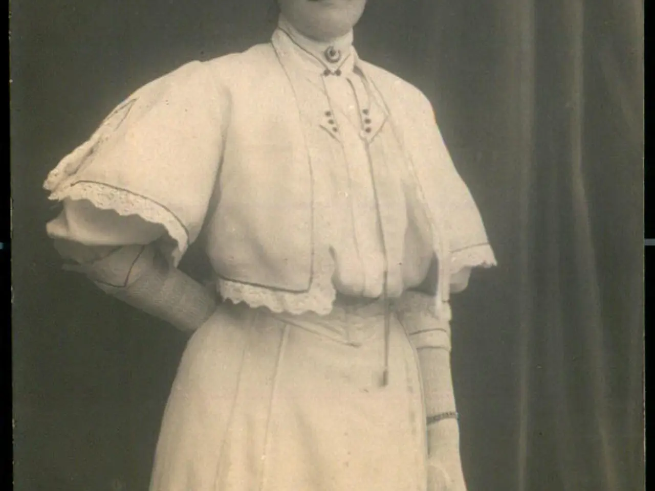 Billede 1 - Martha Døsing - Juleaften 1912 - Fotokort - u/n - Brugt