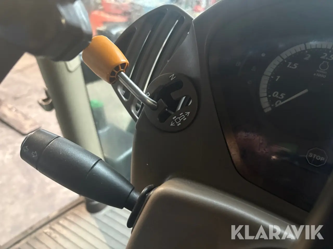 Billede 12 - Traktor John Deere 6120 R
