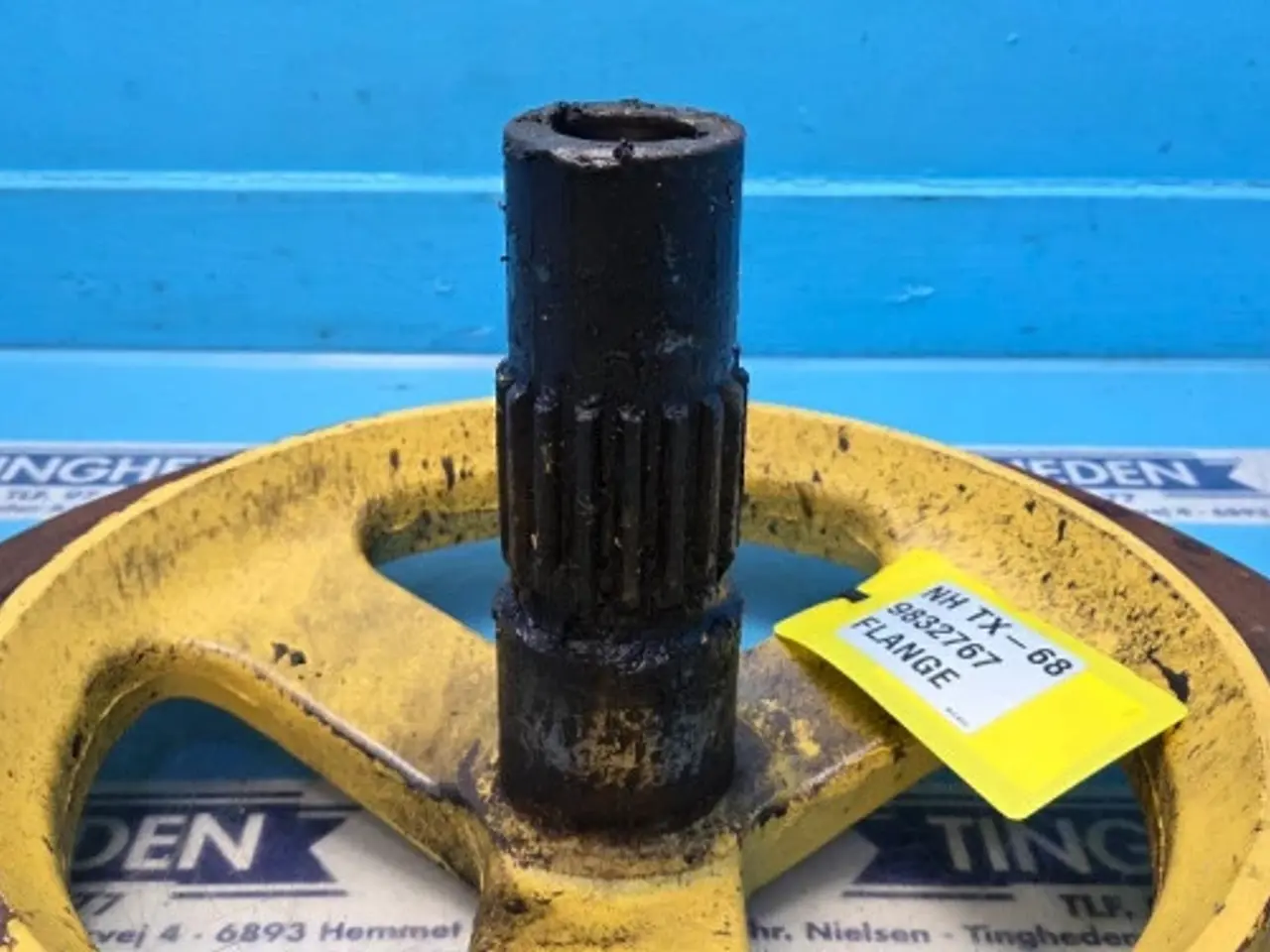 Billede 3 - New Holland TX68 Flange 9832767