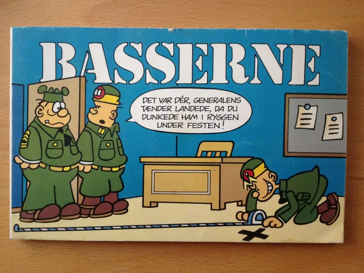 Billede 1 - Basserne mini 34, 1982