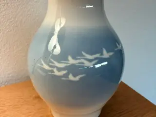 Svane Kunst vase – hvid/blå porcelæn - 15 cm