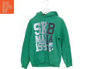 Børne hættetrøje med SK8 print fra Bfly (str. 122)