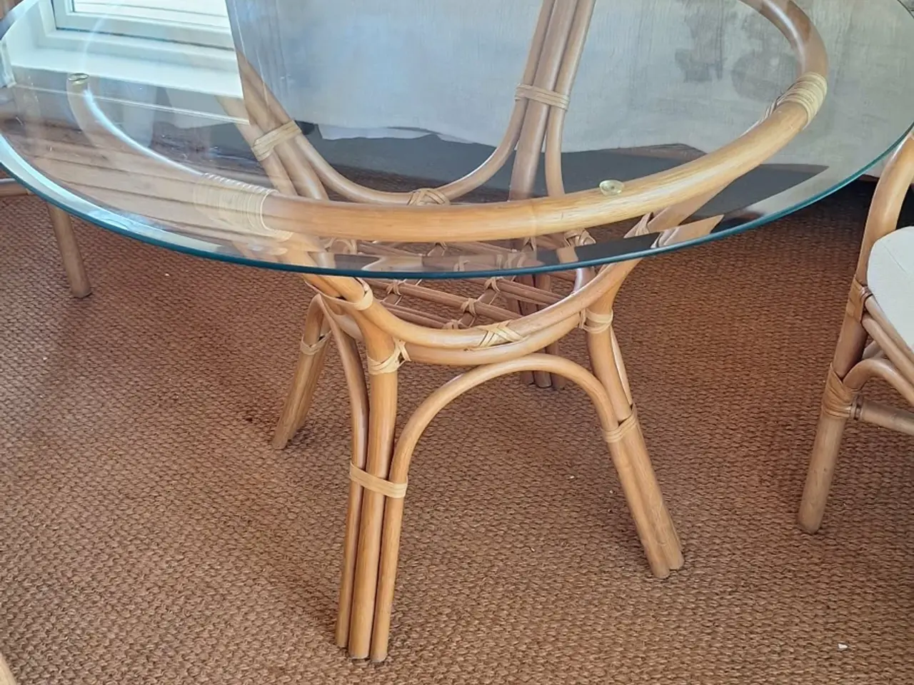 Billede 4 - Sofa,stole og spisebord i  natur rattan 