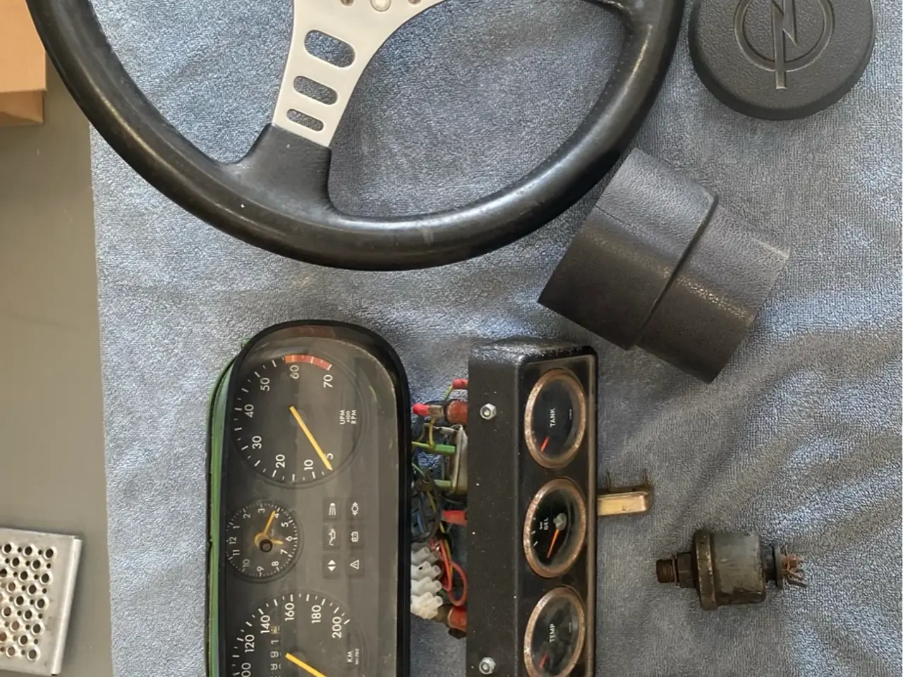 Billede 1 - Opel Kadett c Sr rat og gte speedometer x ure 