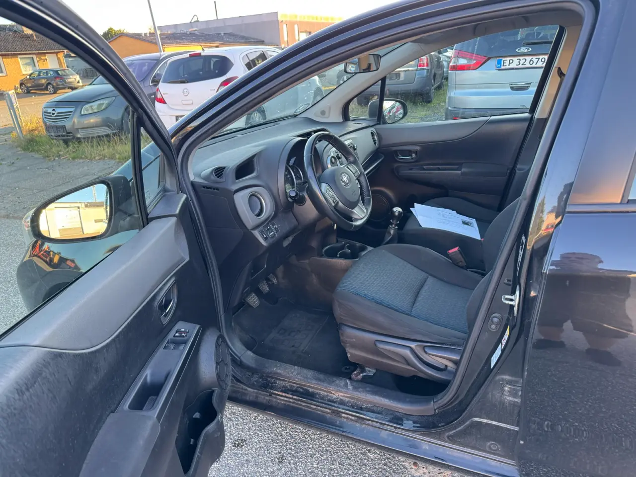 Billede 5 - Toyota Yaris model 2012til salg 