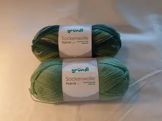 Garn strømpe 200g  ialt20kr
