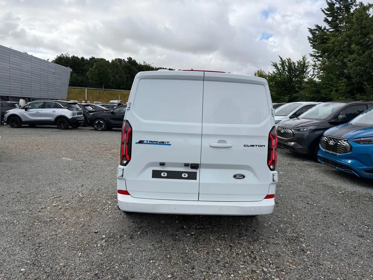 Billede 10 - Ford E-Transit Custom 320 L1 64 Limited