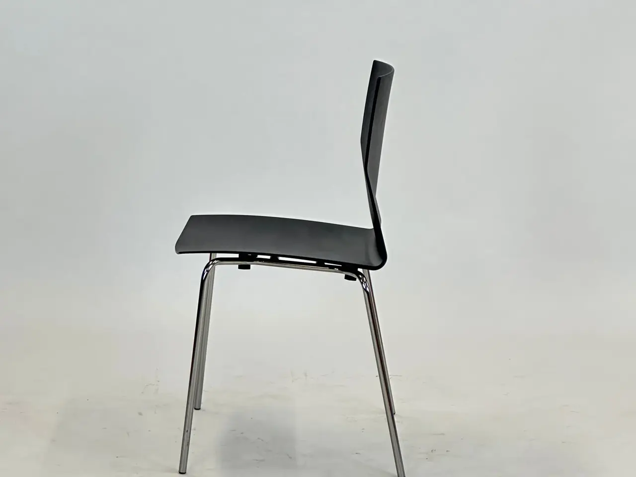 Billede 4 - Four Design 4-Cast Four Stol – Sort med Krom Stel