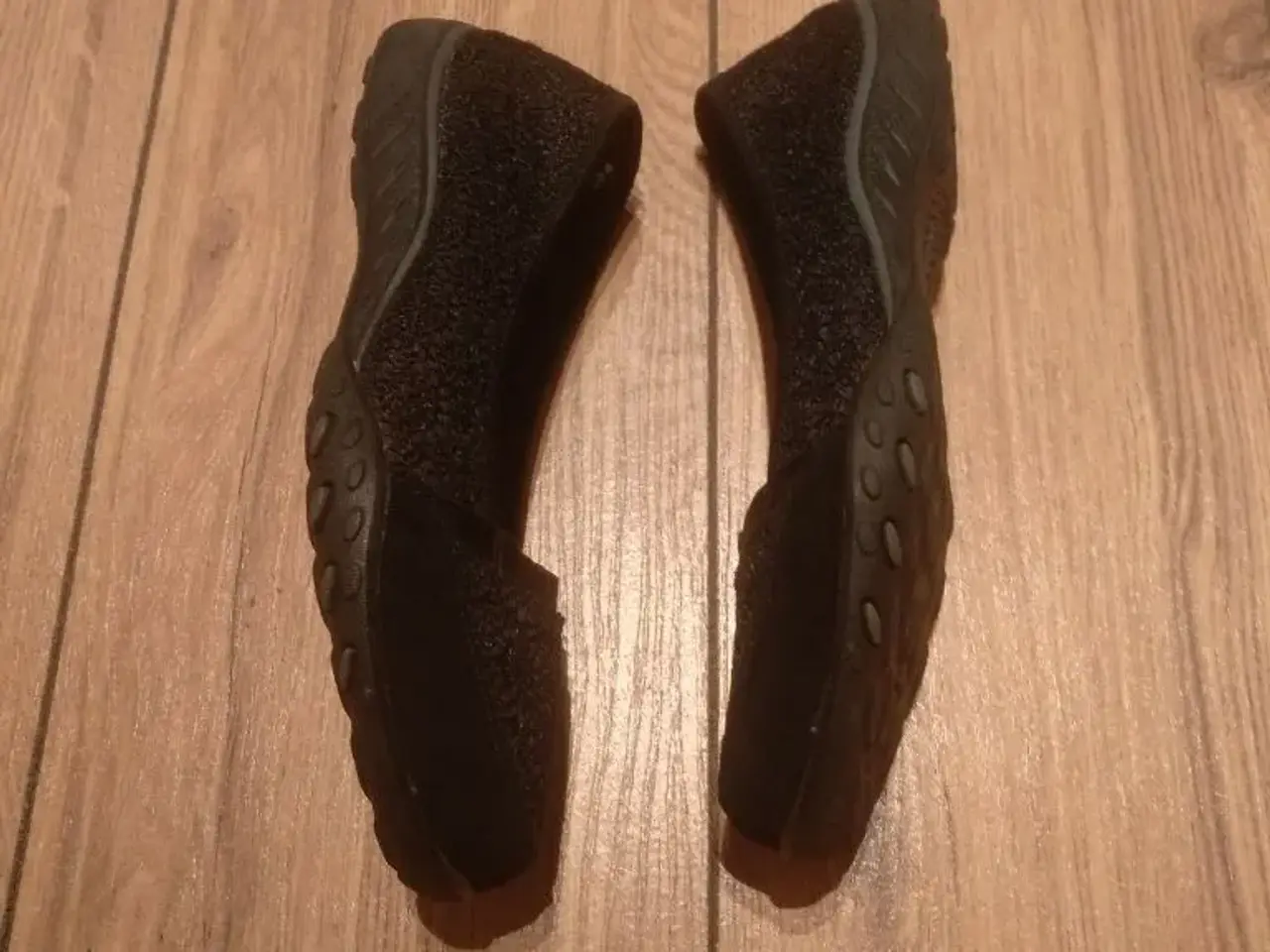 Billede 2 - Fridtdssko, Skechers.