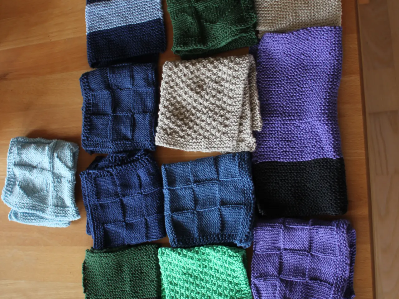 Billede 5 - Nye Hjemmestrikkede karklude ca. 25 X 25 cm