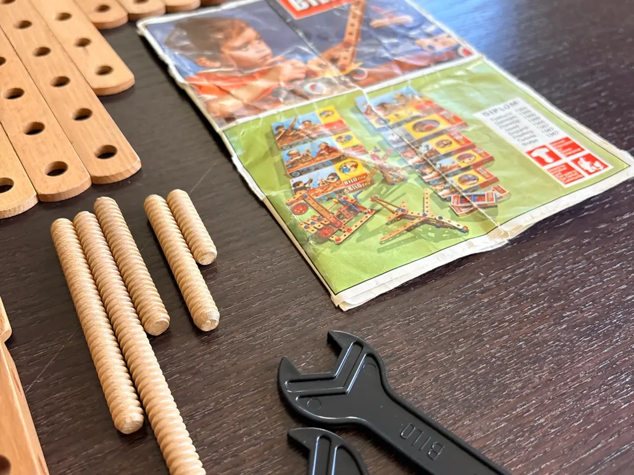 Billede 6 - BILO Toy byggesæt i træ med original vejledning
