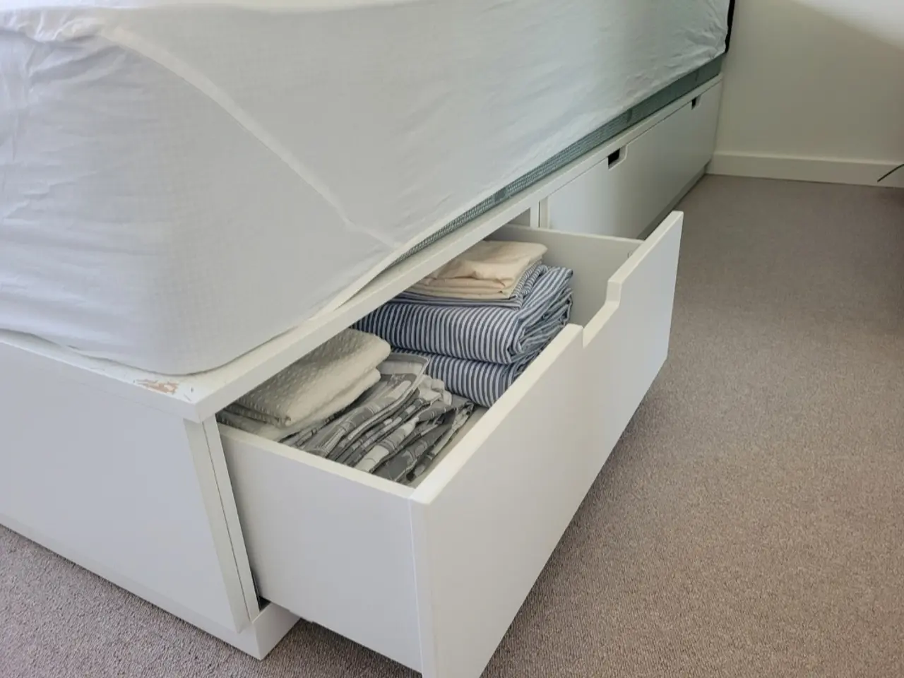 Billede 5 - NORDLI sengestel med opbevaring 160 cm.