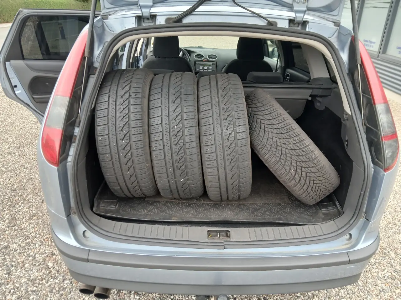 Billede 9 - Ford Focus 1,6 Ghia St-car. 14 Måneder til syn