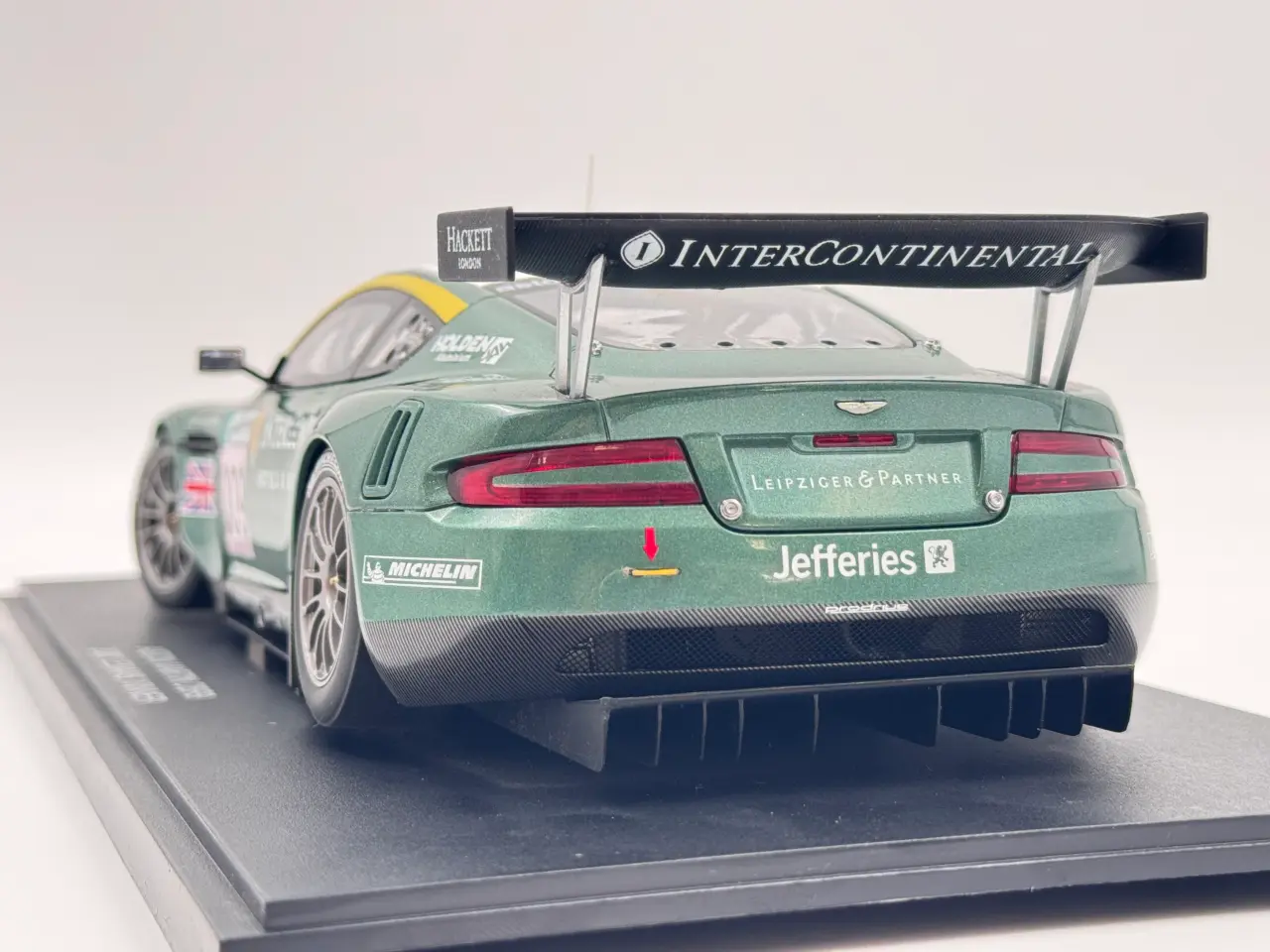 Billede 7 - AUTOart Aston Martin DBR9 LM 6,0 V12 #009 - 1:18