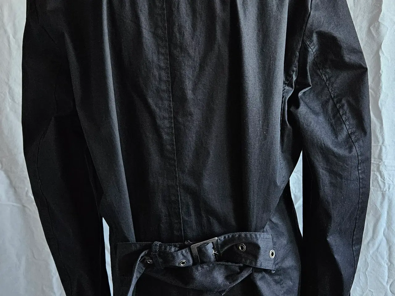 Billede 2 - Sort Herre Trenchcoat Str.XL