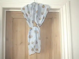 Himmelblå vintage silke tørklæde 165 cm x 37 cm