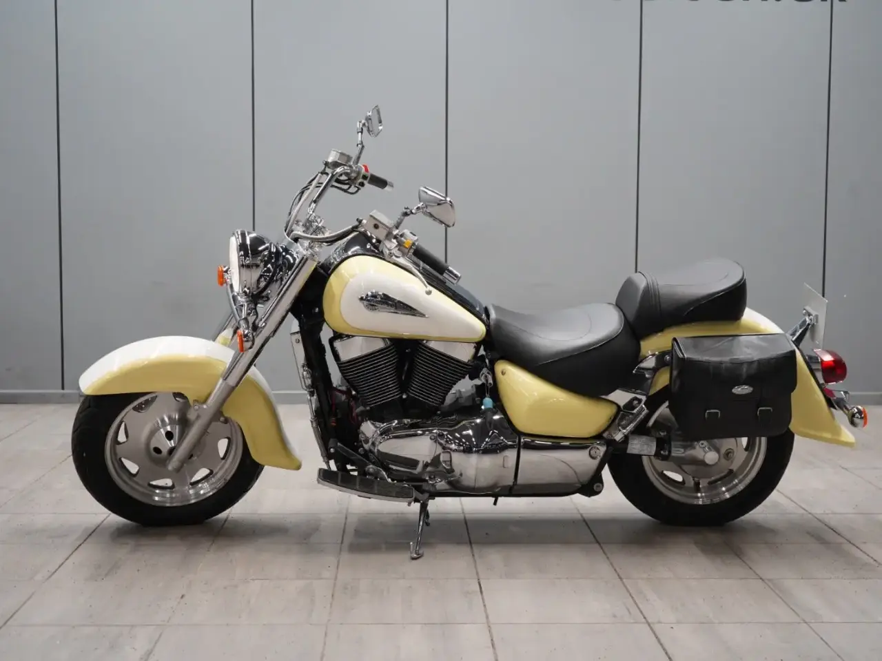 Billede 1 - Suzuki VL1500 Intruder 1999 - KUN 5350km!