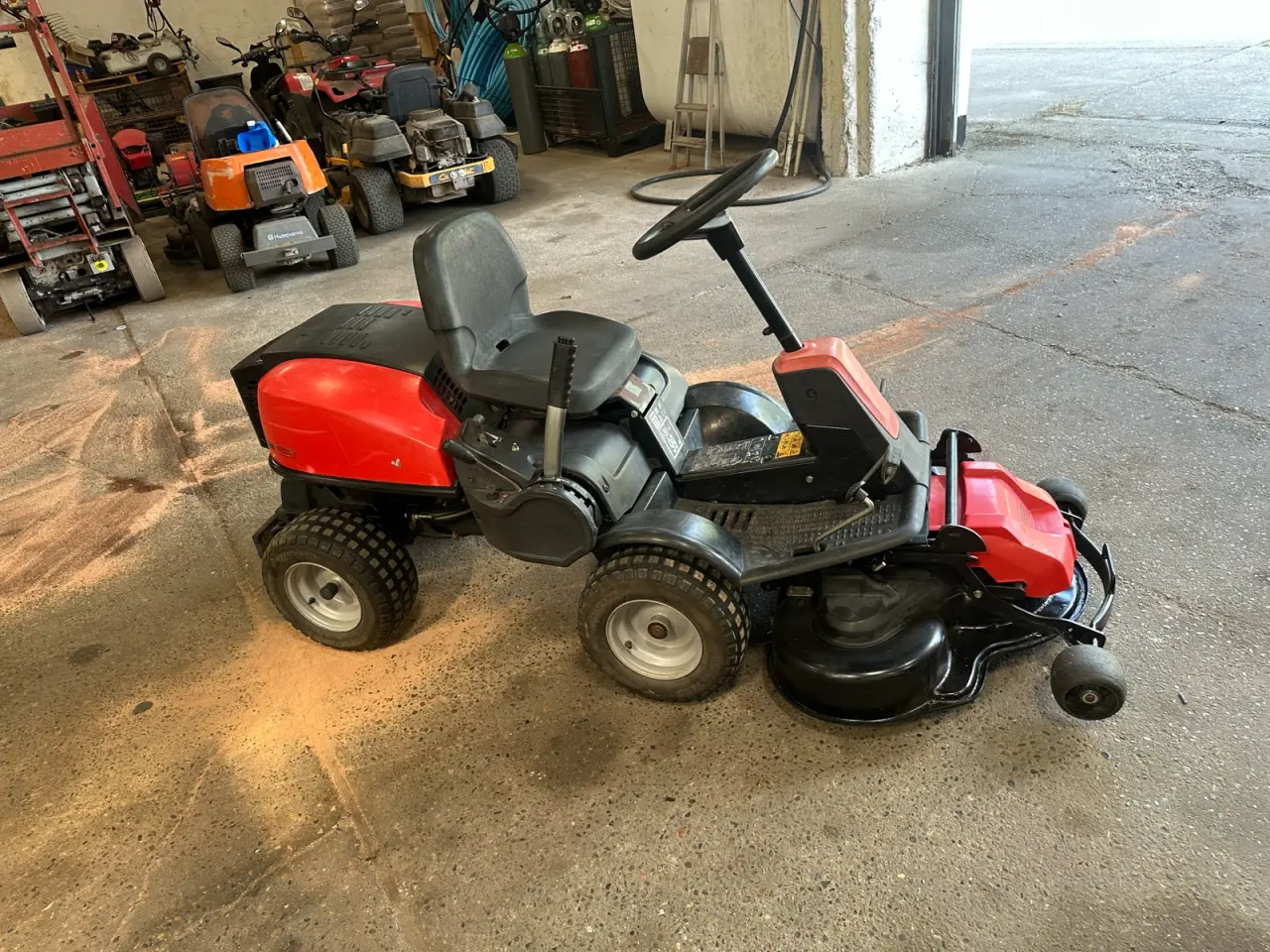 Billede 2 - Jonserd fr2213ma frontrider