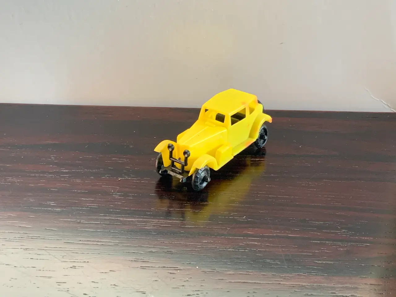 Billede 2 - Retro bil, plastik, scale 1:85